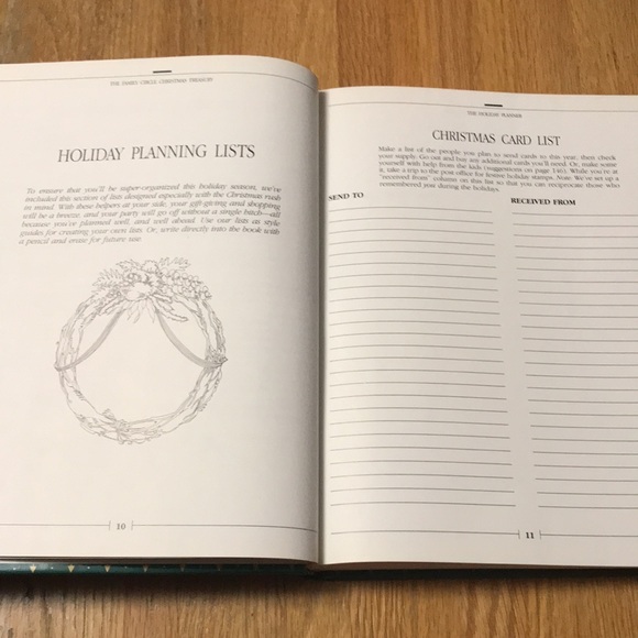 Vintage The Family Circle Christmas Treasury book 1986 hardback - Picture 2 of 16